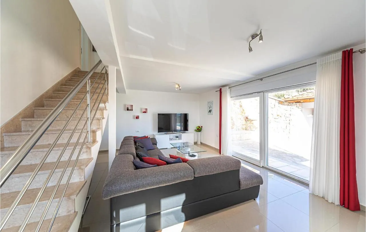 4 Bedroom Beautiful Home In Seget Vranjica