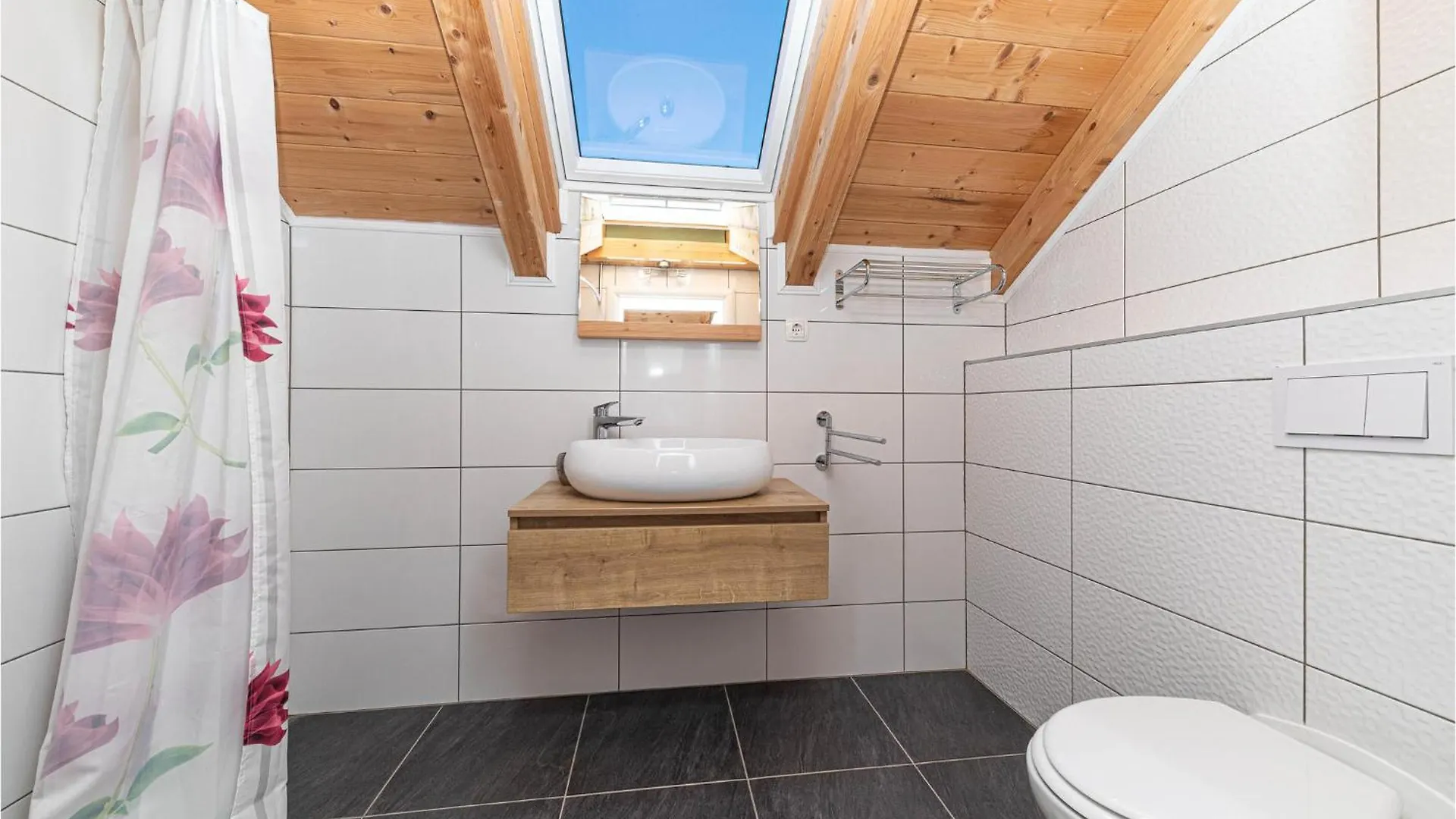 4 Bedroom Beautiful Home In Seget Vranjica Croatia